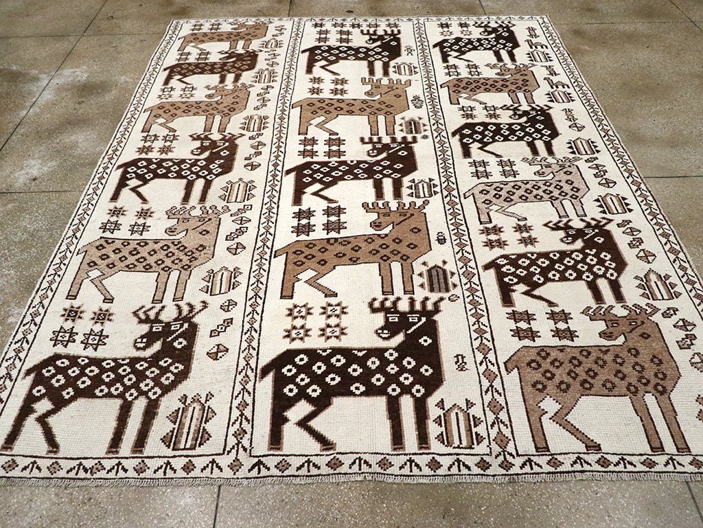 Vintage Turkish Pictorial Room Size Carpet, No.33119 - Gss