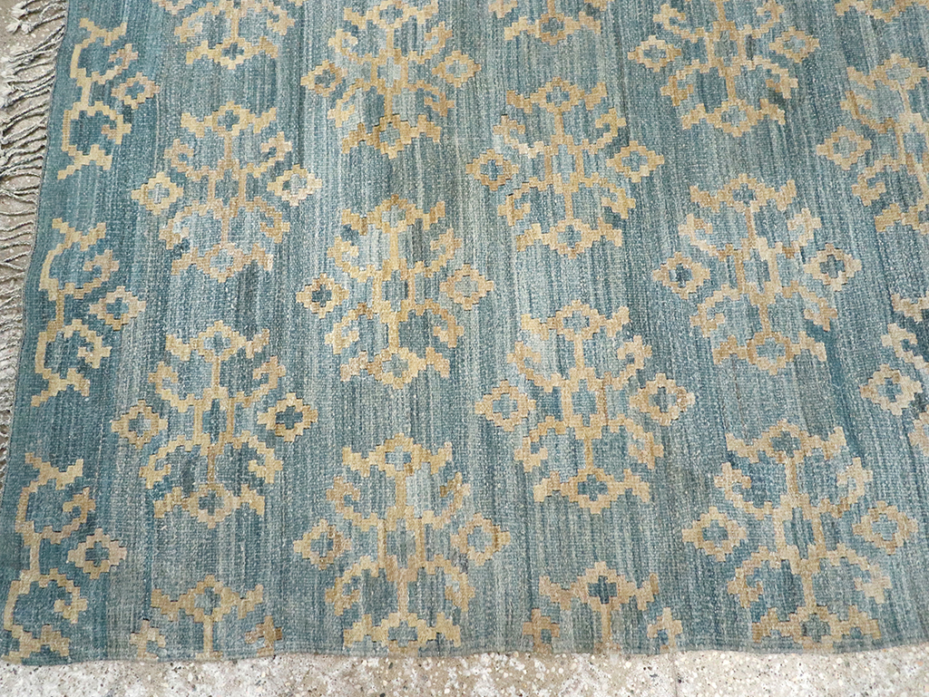 Modern Turkish Flatweave Kilim Accent Rug, No.33124 - Gss