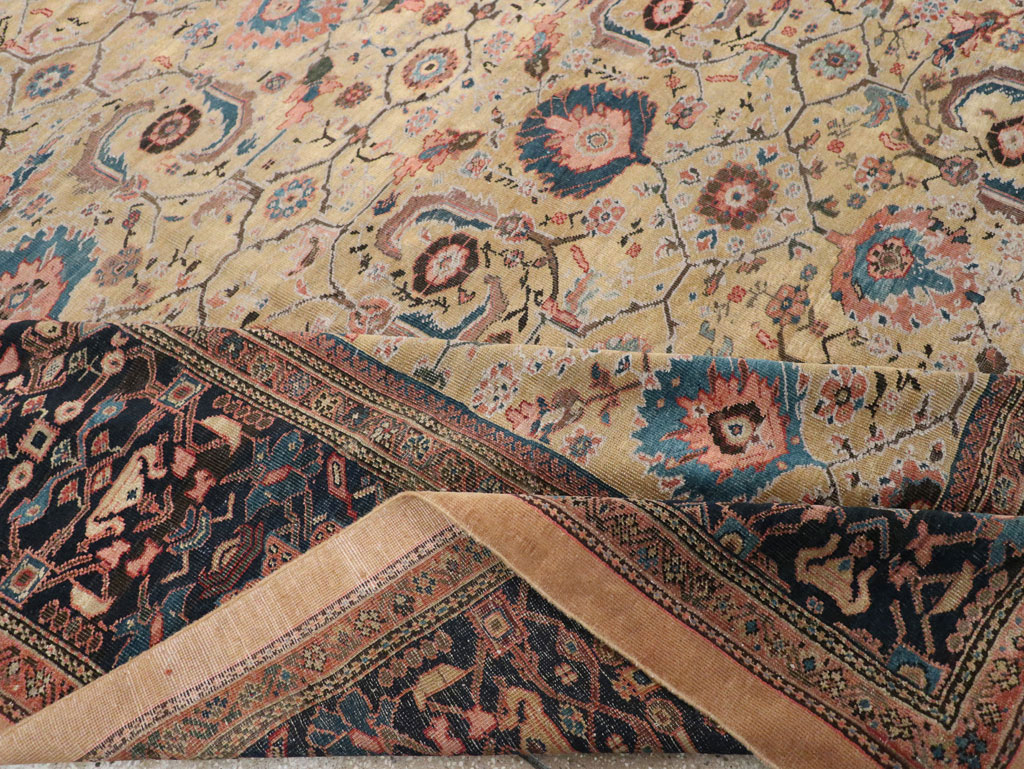 Antique Persian Sultanabad Room Size Carpet, No.33126 - Gss