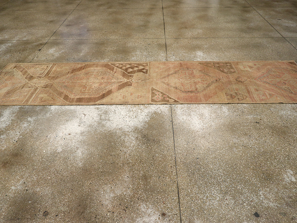 Vintage Turkish Anatolian Runner, No.33132 - Gss