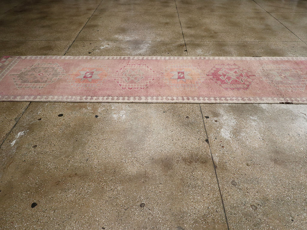 Vintage Turkish Anatolian Long Runner, No.33134 - Gss