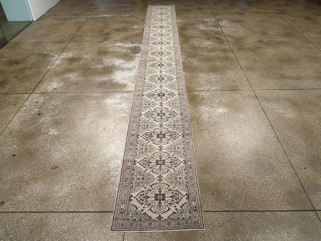 Vintage Persian Malayer Long Runner, No.33136 - Gss