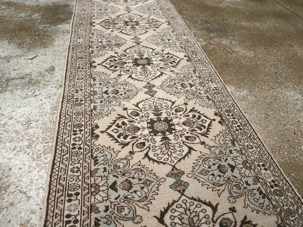 Vintage Persian Malayer Long Runner, No.33136 - Gss