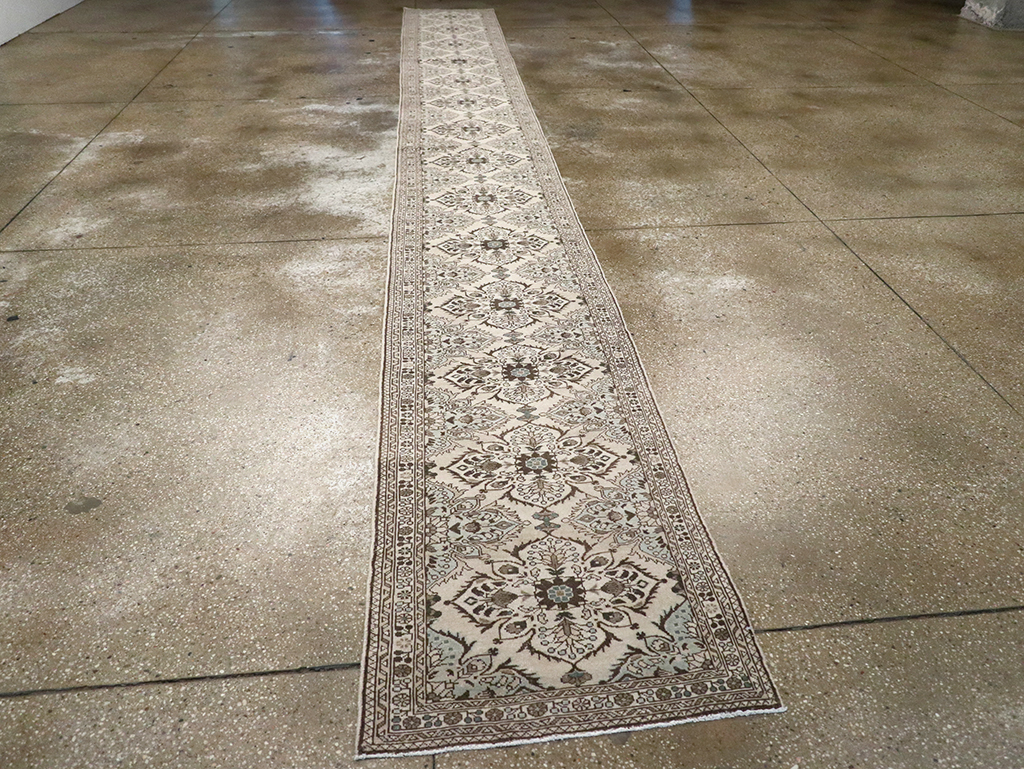 Vintage Persian Malayer Long Runner, No.33136 - Gss
