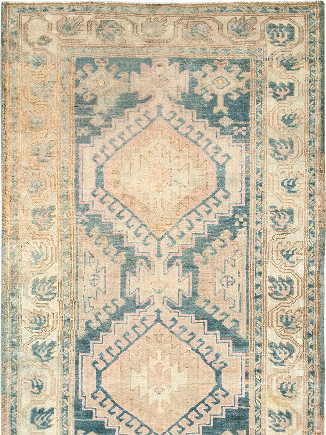Vintage Persian Heriz Runner, No.33149 - Gss