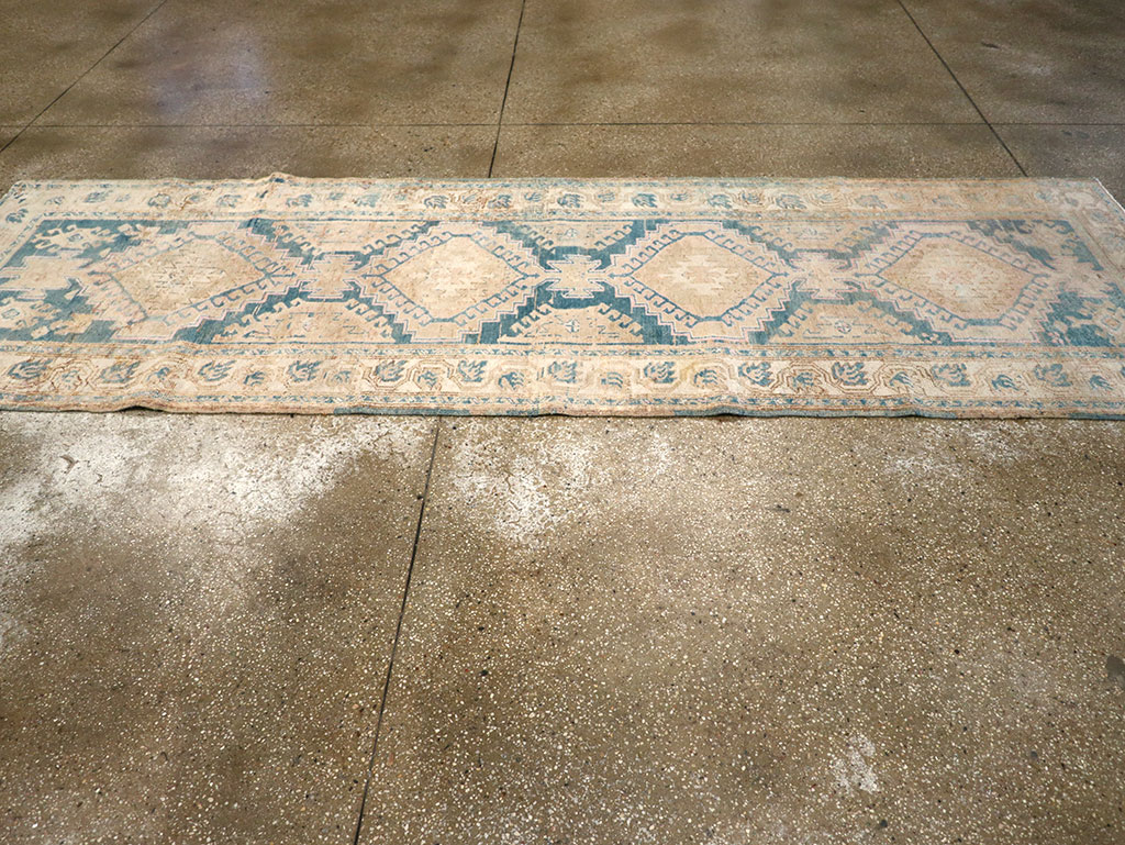 Vintage Persian Heriz Runner, No.33149 - Gss