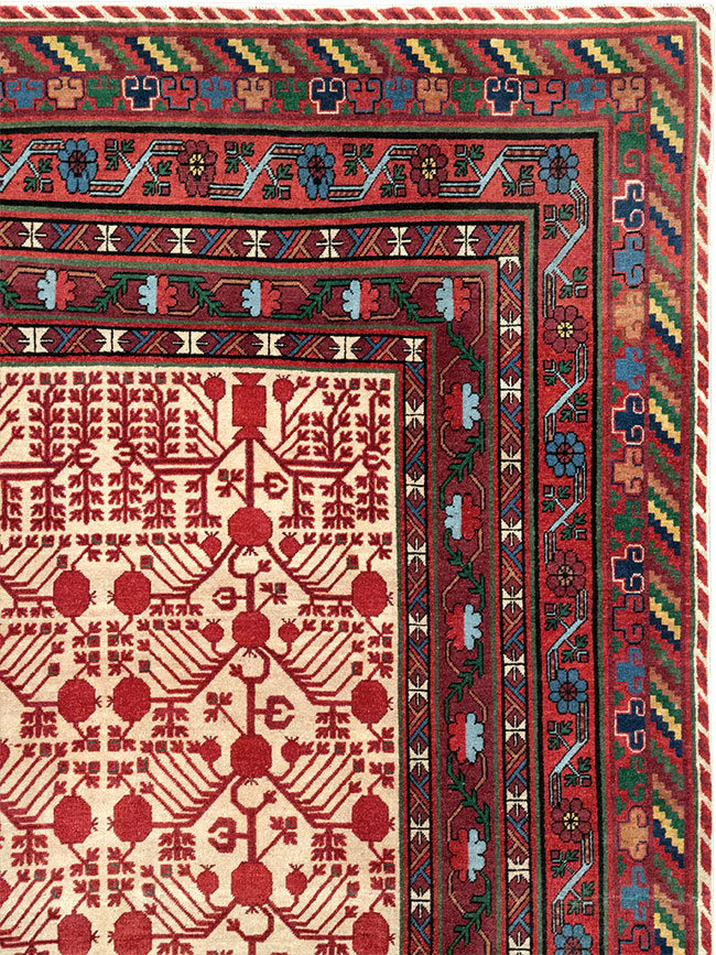 Vintage East Turkestan Khotan Room Size Carpet, No.33155 - Gss