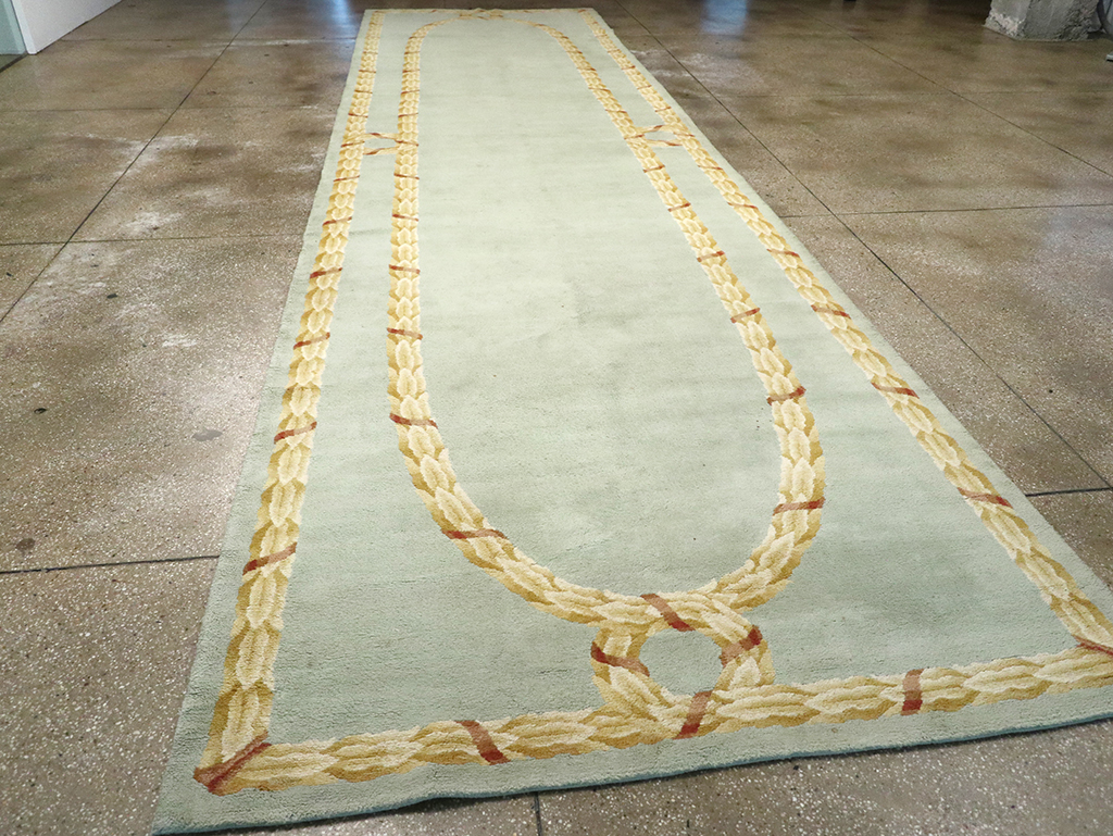 Vintage Spanish European Long Runner, No.33160 - Gss