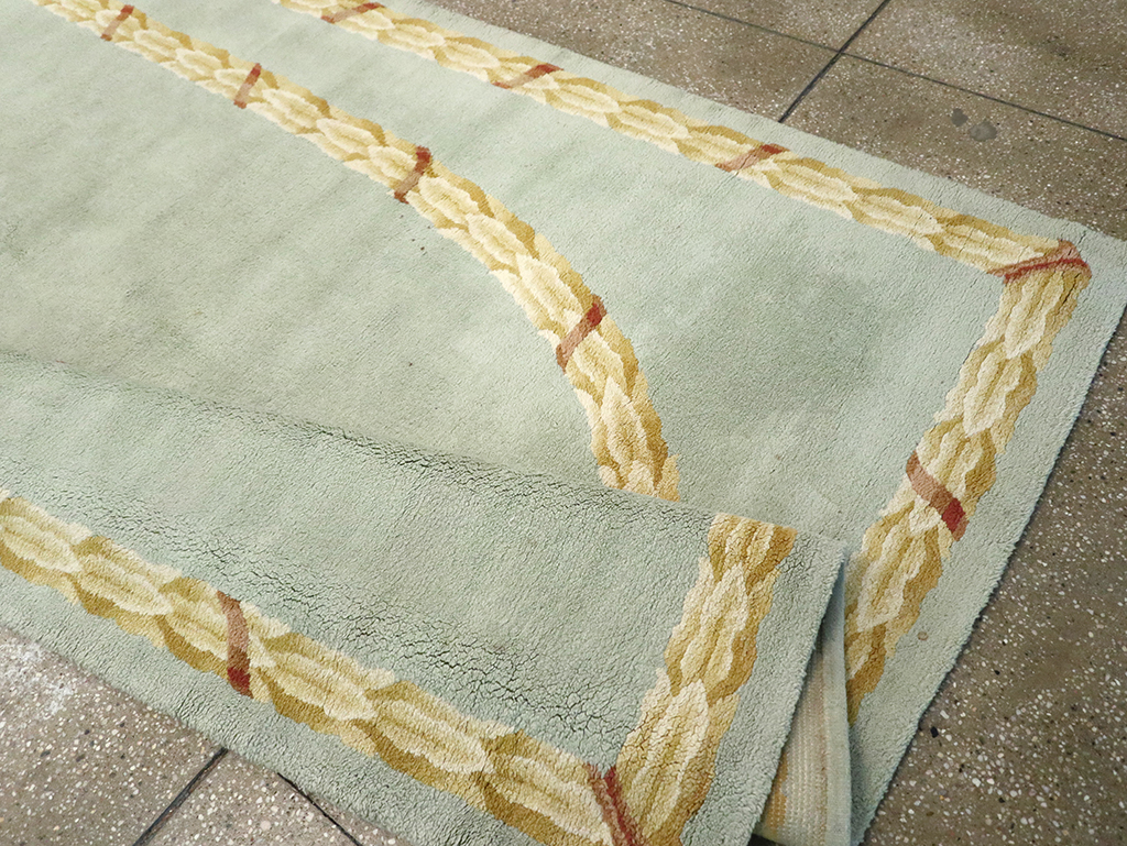 Vintage Spanish European Long Runner, No.33160 - Gss