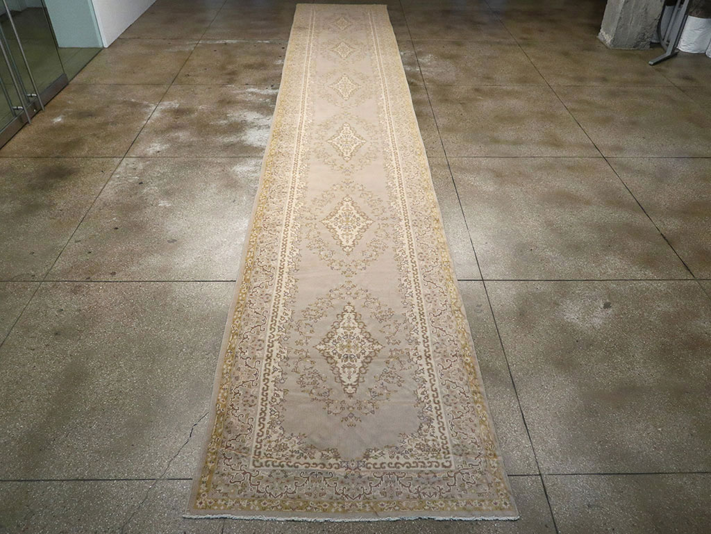 Vintage Turkish Anatolian Long Runner, No.33161 - Gss