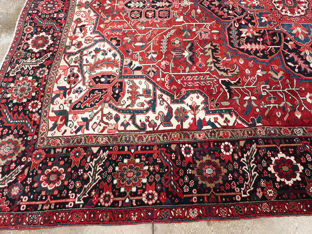 Vintage Persian Heriz Room Size Carpet, No.33168 - Gss