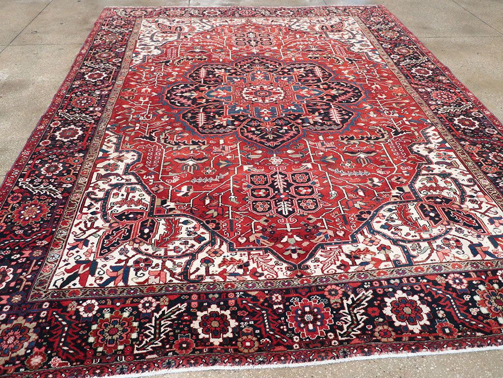 Vintage Persian Heriz Room Size Carpet, No.33168 - Gss