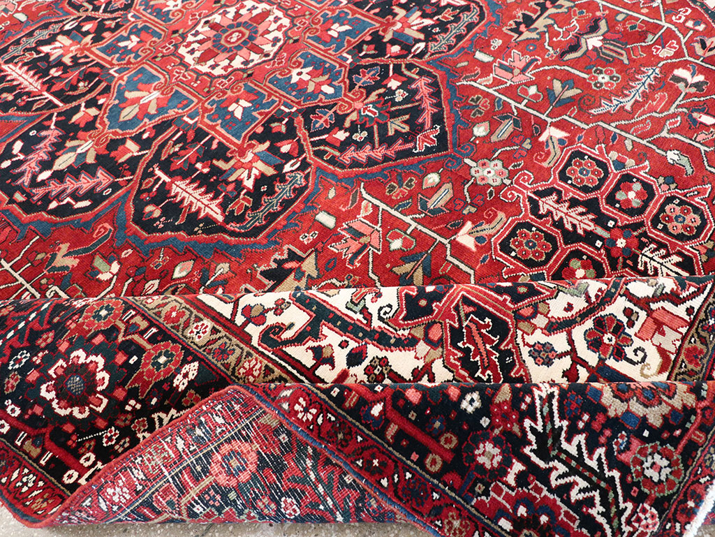 Vintage Persian Heriz Room Size Carpet, No.33168 - Gss