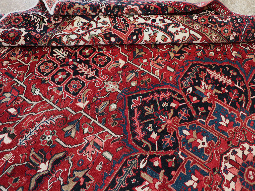 Vintage Persian Heriz Room Size Carpet, No.33168 - Gss
