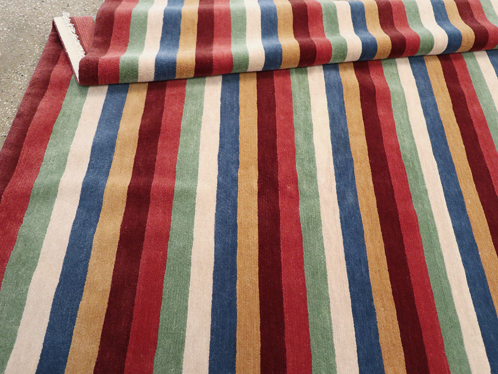 Modern Tibetan Accent Rug, No.33170 - Gss