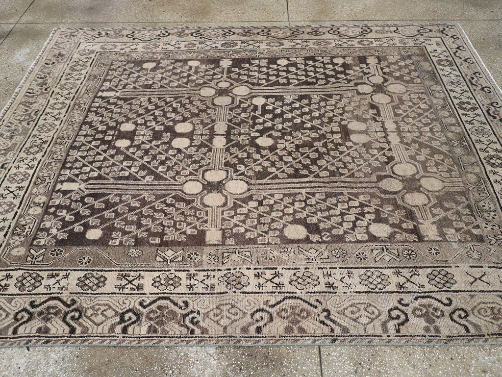 Antique East Turkestan Khotan Accent Rug, No.33189 - Gss