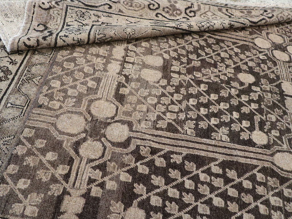 Antique East Turkestan Khotan Accent Rug, No.33189 - Gss