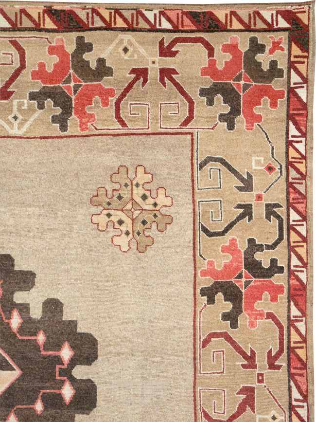 Vintage Turkish Anatolian Square Room Size Carpet, No.33197 - Gss