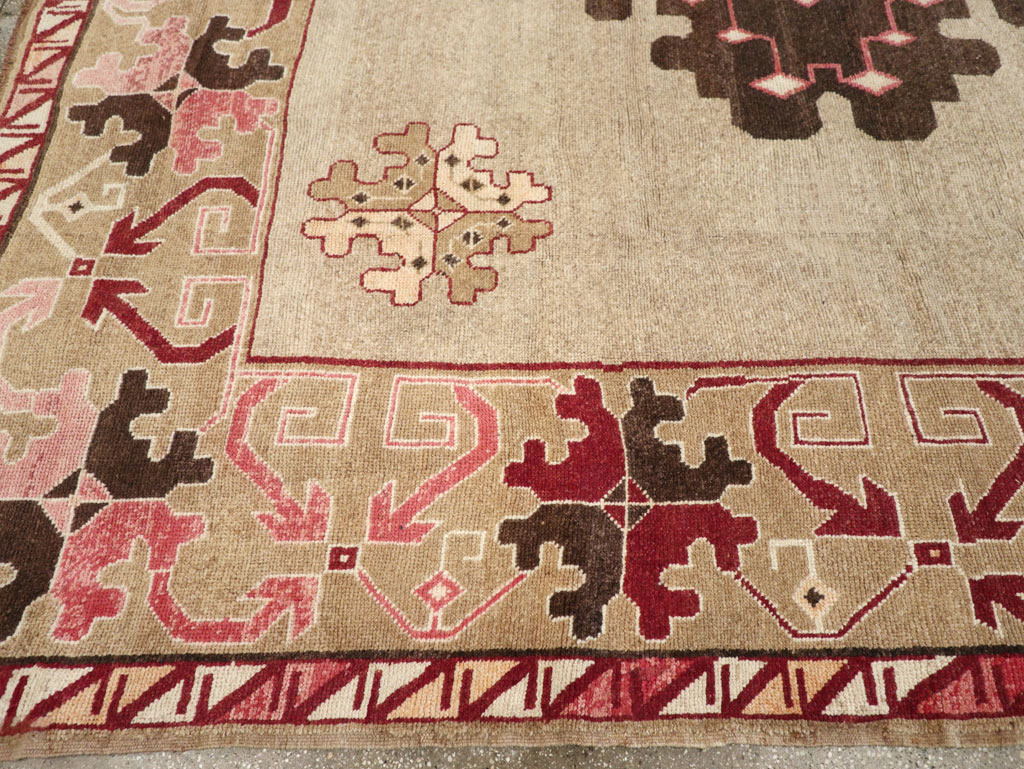 Vintage Turkish Anatolian Square Room Size Carpet, No.33197 - Gss