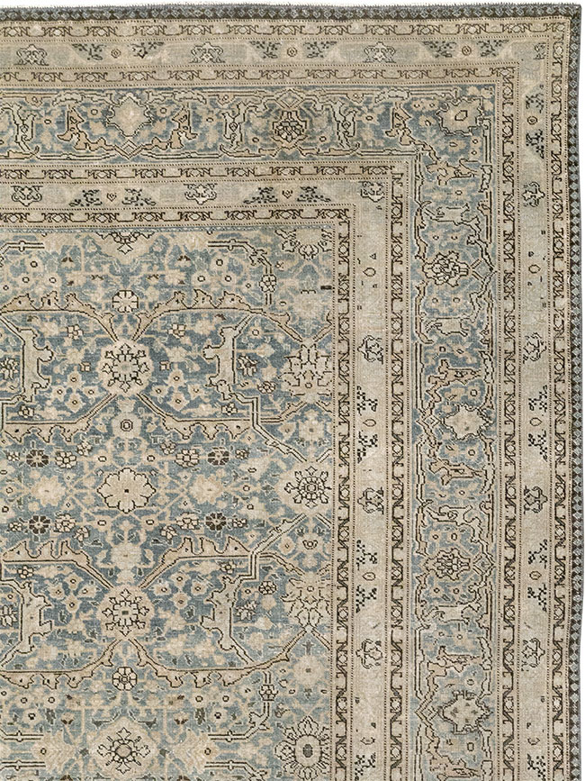Antique Persian Tabriz Gallery Carpet, No.33201 - Gss