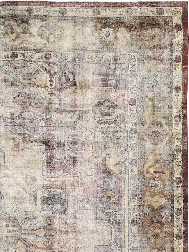 Antique Indian Agra Room Size Carpet, No.33211 - Gss