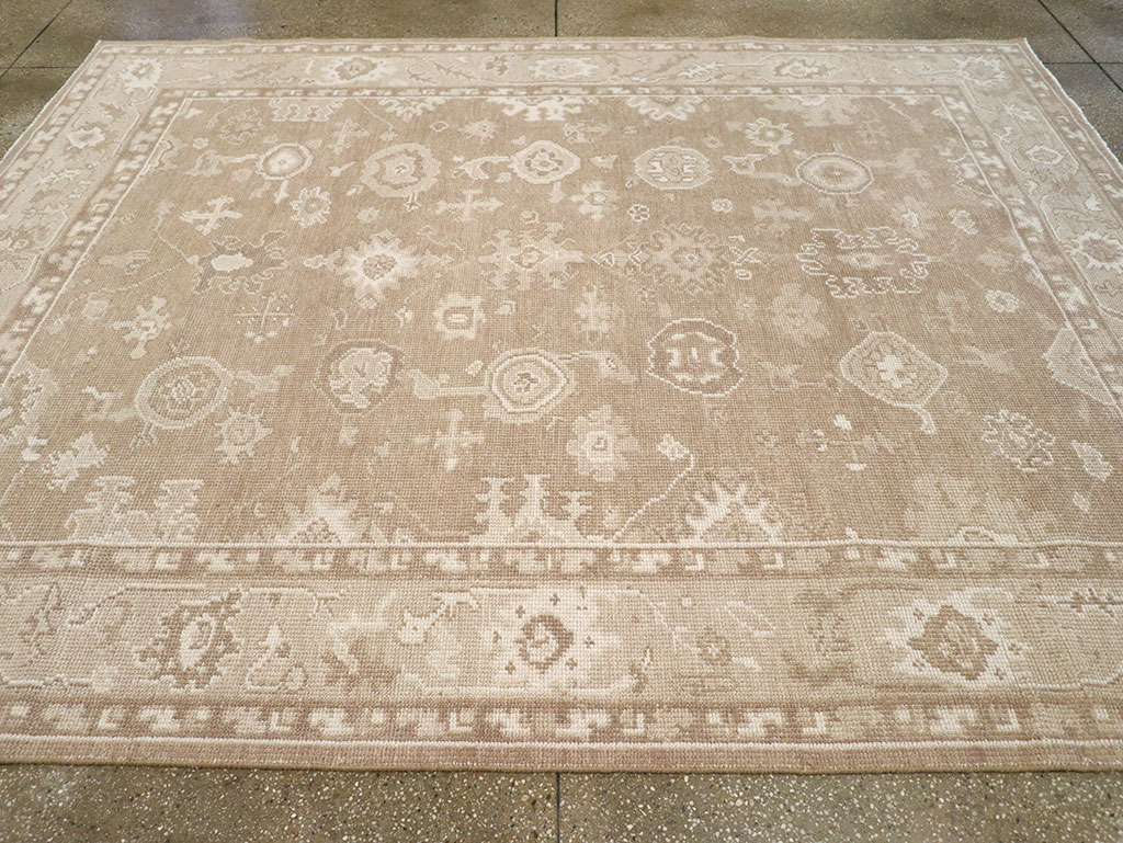 Modern Turkish Oushak Accent Carpet, No.33213 - Gss