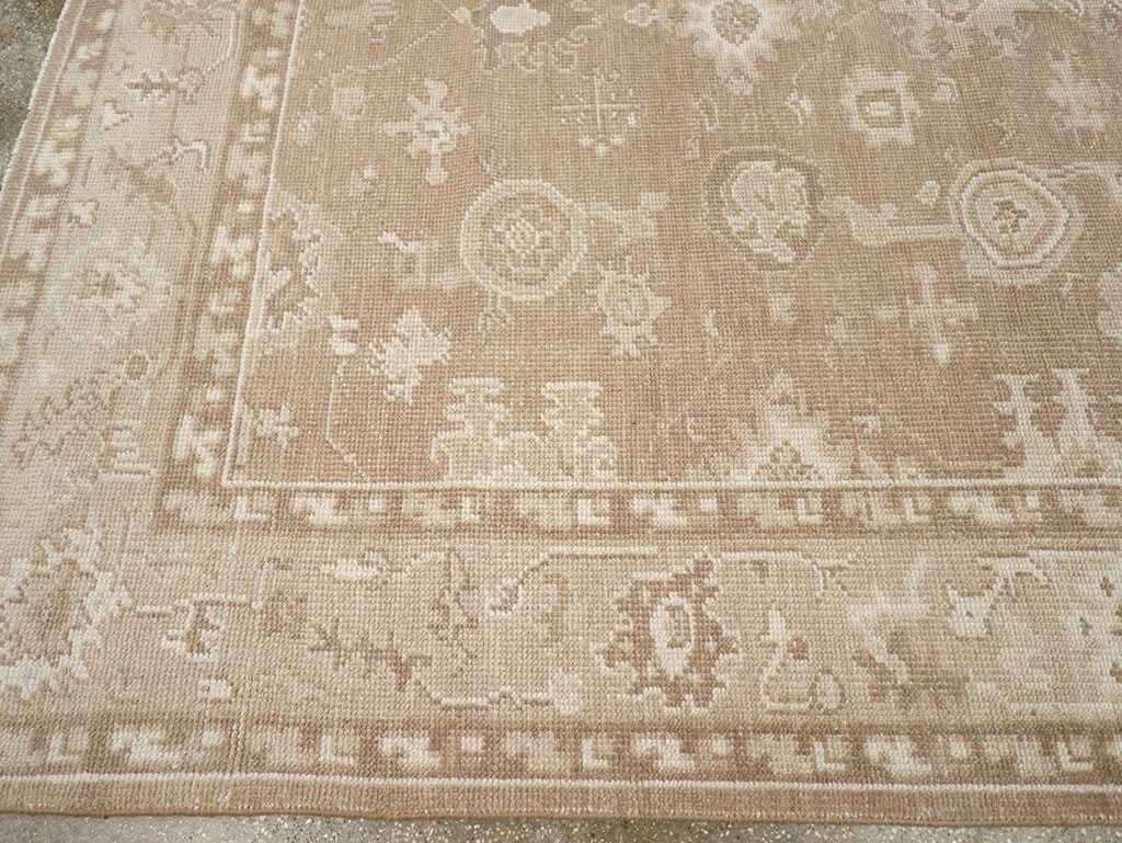 Modern Turkish Oushak Accent Carpet, No.33213 - Gss