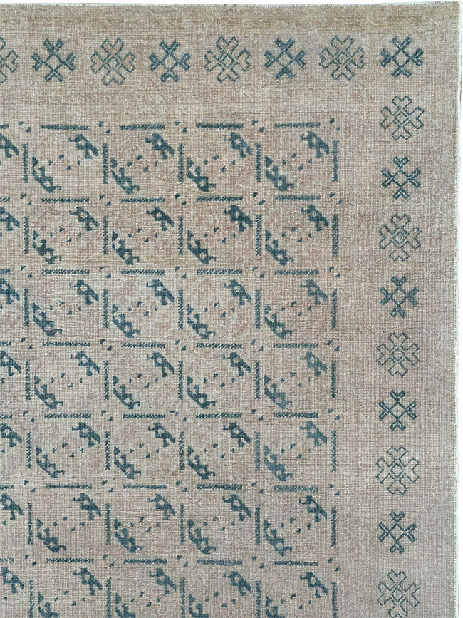 Vintage Turkish Anatolian Room Size Carpet, No.33238 - Gss