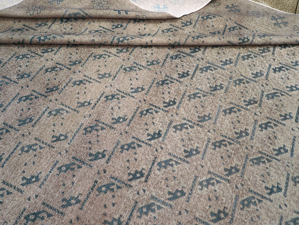 Vintage Turkish Anatolian Room Size Carpet, No.33238 - Gss