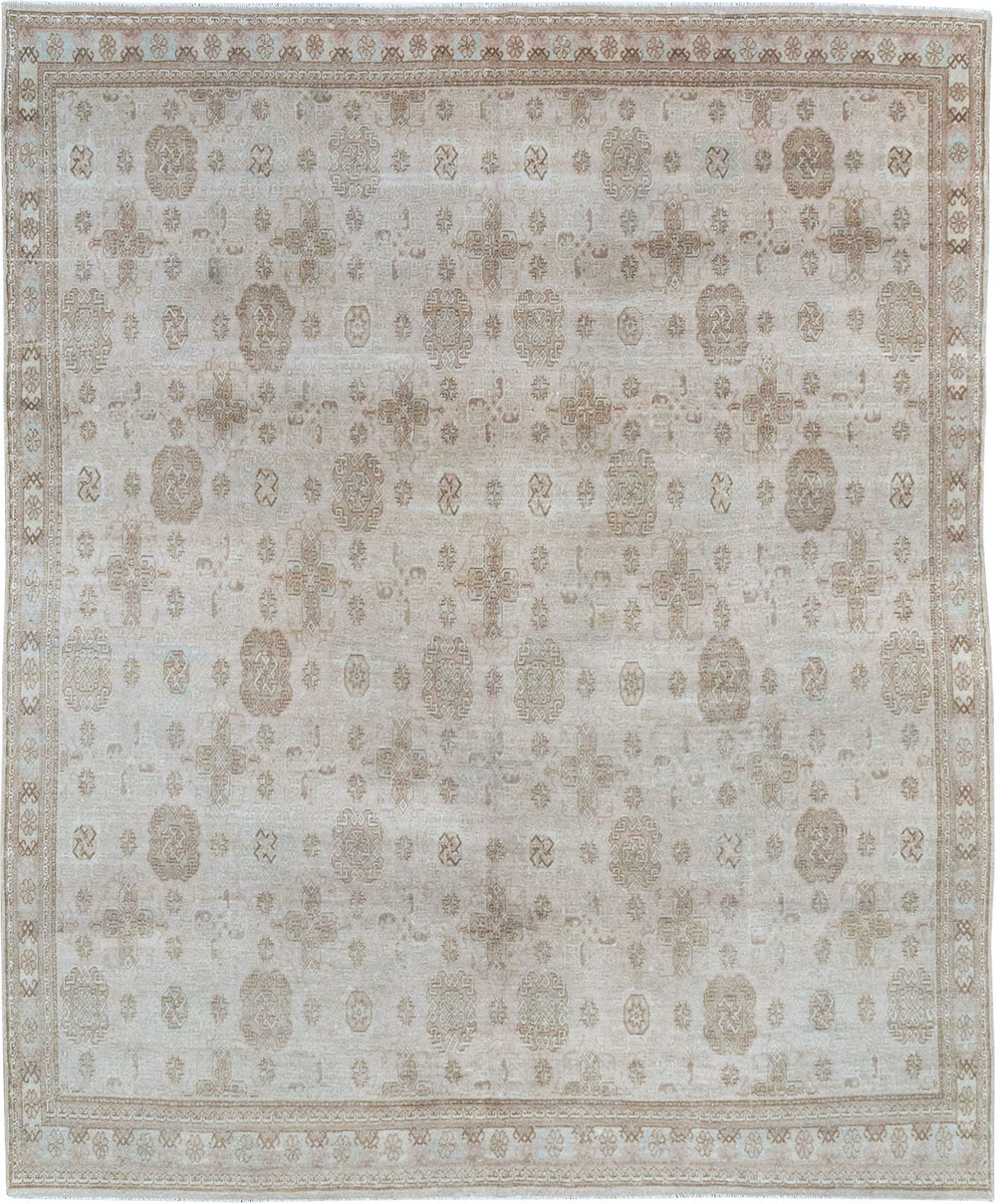 Vintage Turkish Anatolian Accent Rug, No.33246 - Gss