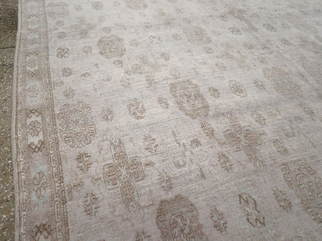 Vintage Turkish Anatolian Accent Rug, No.33246 - Gss