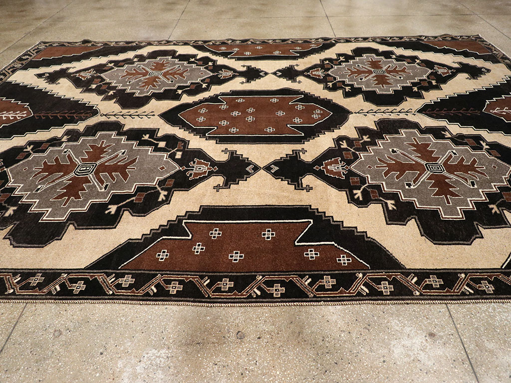 Vintage Turkish Anatolian Large Room Size Carpet, No.33255 - Gss