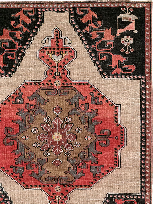 Vintage Turkish Anatolian Room Size Carpet, No.33256 - Gss