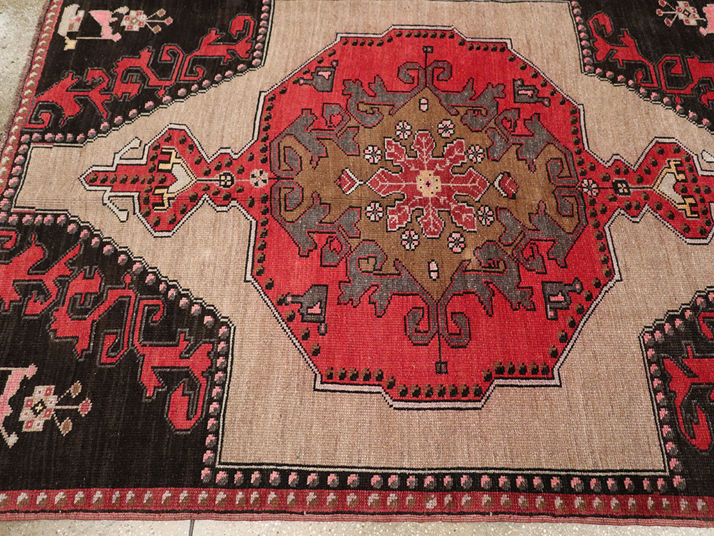 Vintage Turkish Anatolian Room Size Carpet, No.33256 - Gss