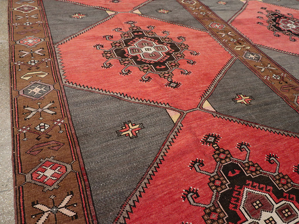 Vintage Turkish Anatolian Room Size Carpet, No.33257 - Gss