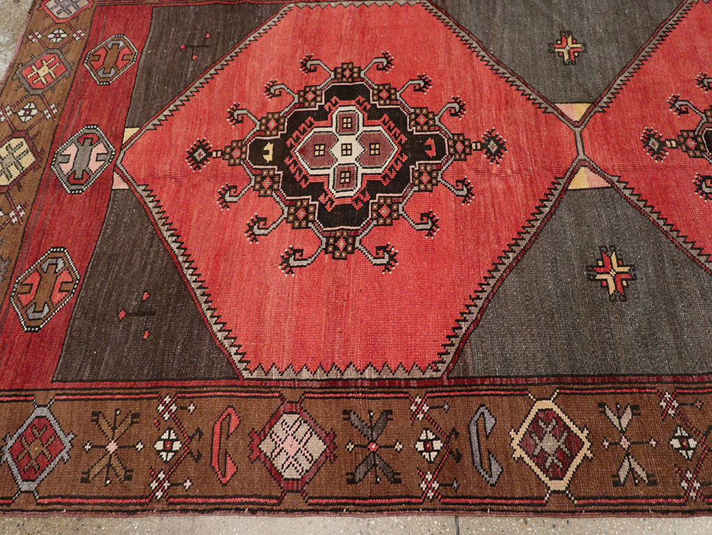 Vintage Turkish Anatolian Room Size Carpet, No.33257 - Gss