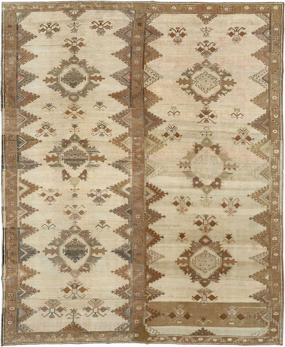 Vintage Turkish Anatolian Room Size Carpet, No.33273 - Gss