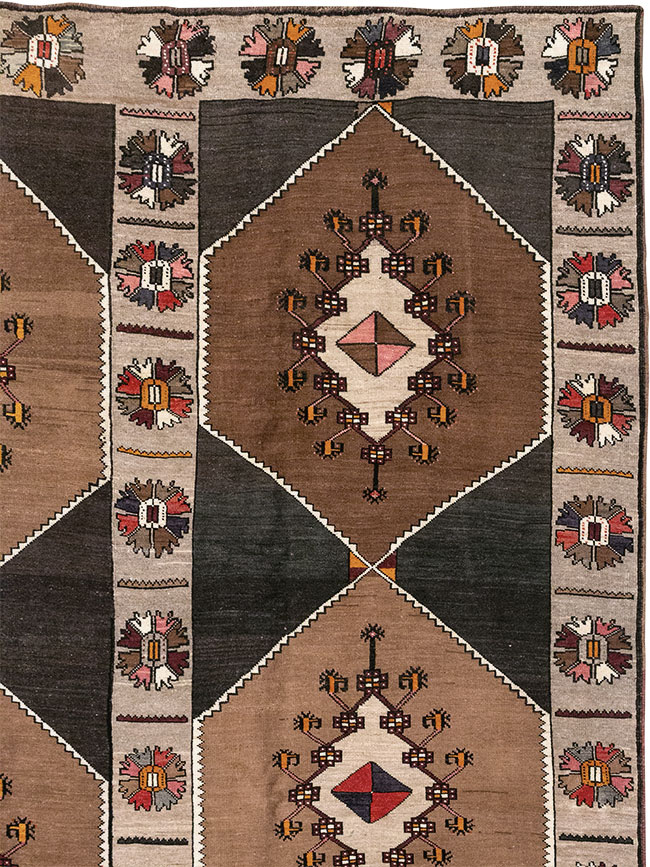 Vintage Turkish Anatolian Room Size Carpet, No.33275 - Gss