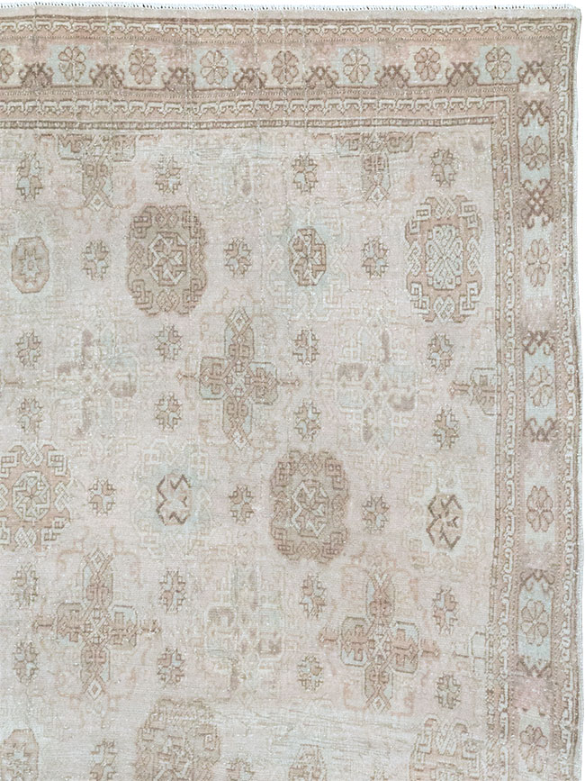 Vintage Turkish Anatolian Accent Rug, No.33278 - Gss