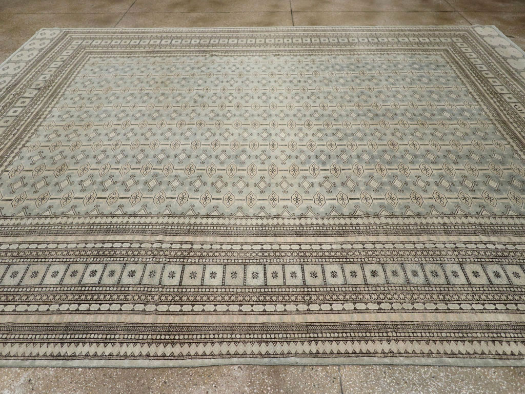 Vintage Central Asian Bokhara Room Size Carpet, No.33287 - Gss