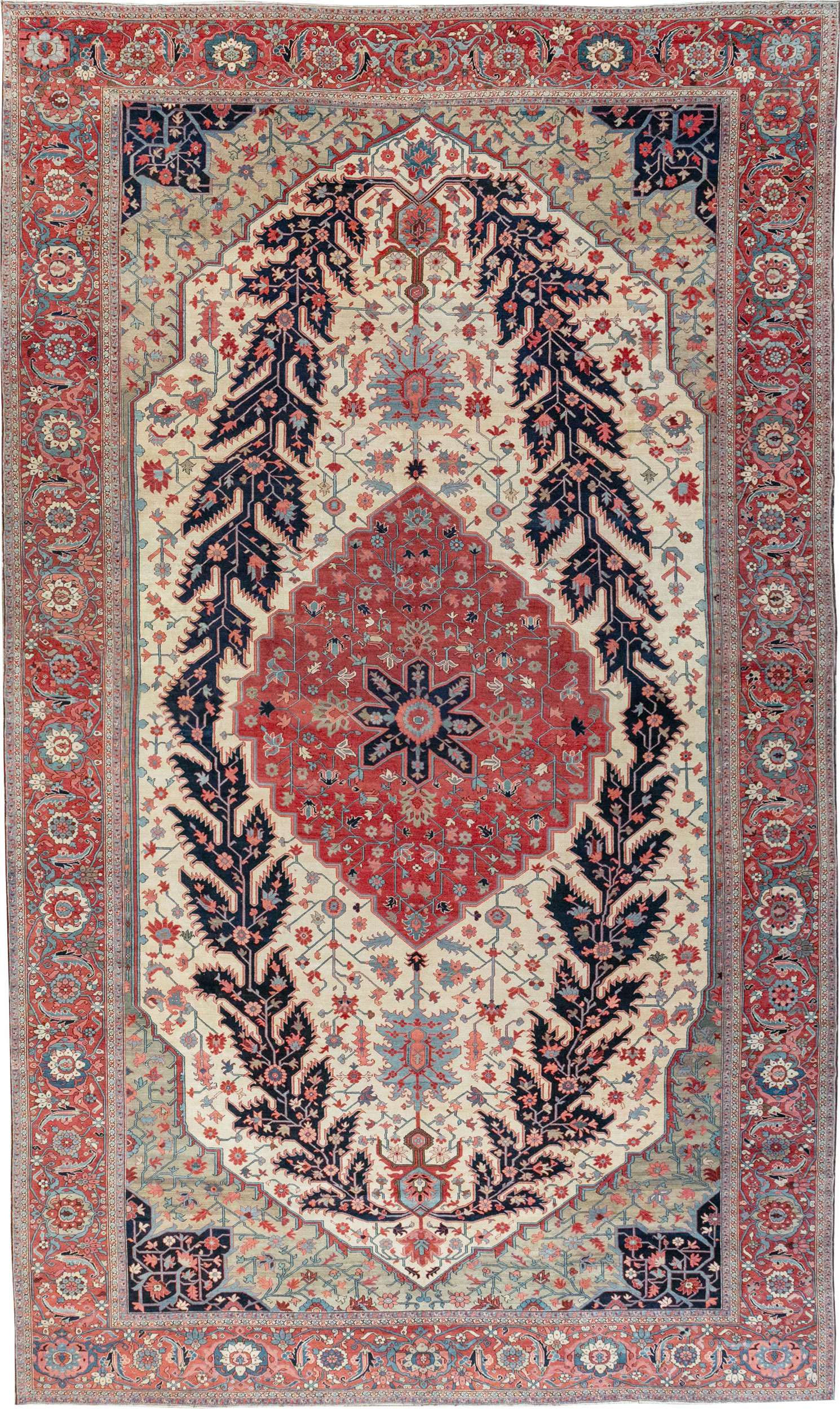 Antique Persian Serapi Oversize Carpet, No.33297 - Gss