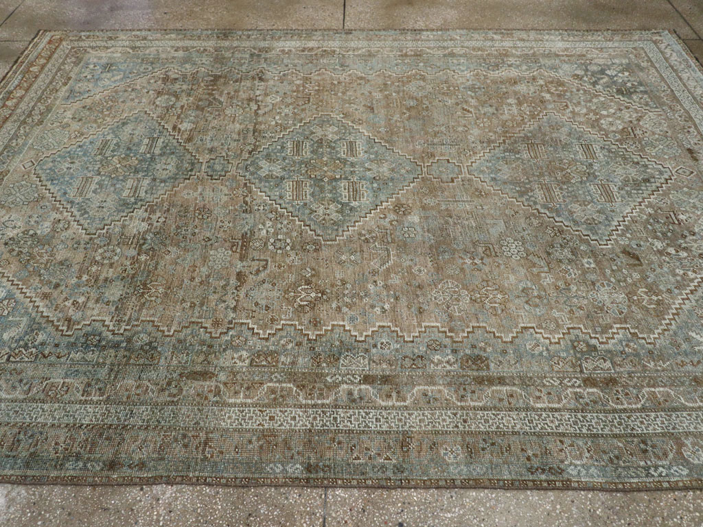 Vintage Persian Shiraz Accent Carpet, No.33310 - Gss