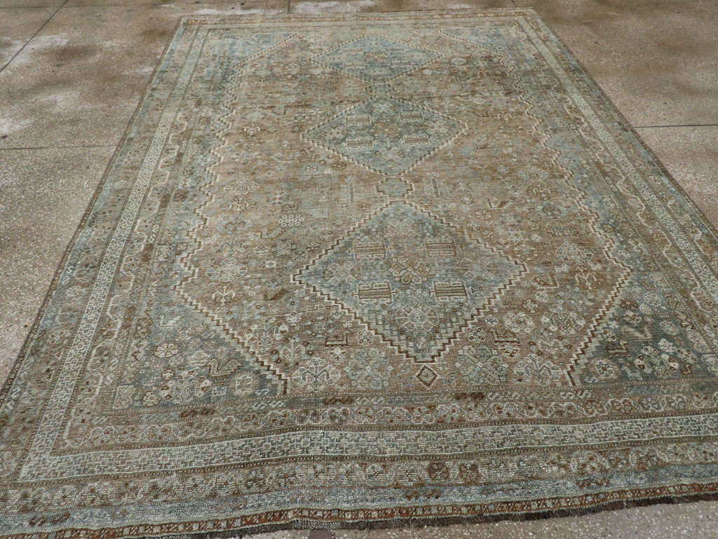 Vintage Persian Shiraz Accent Carpet, No.33310 - Gss