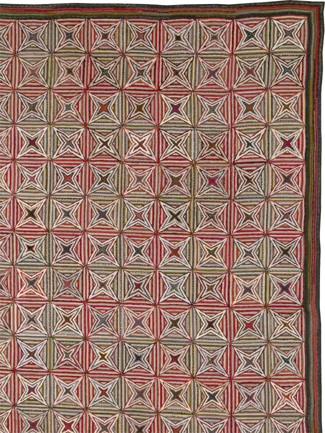 Modern Ecuadorian Hooked Rug in the American Style, No.33322 - Gss