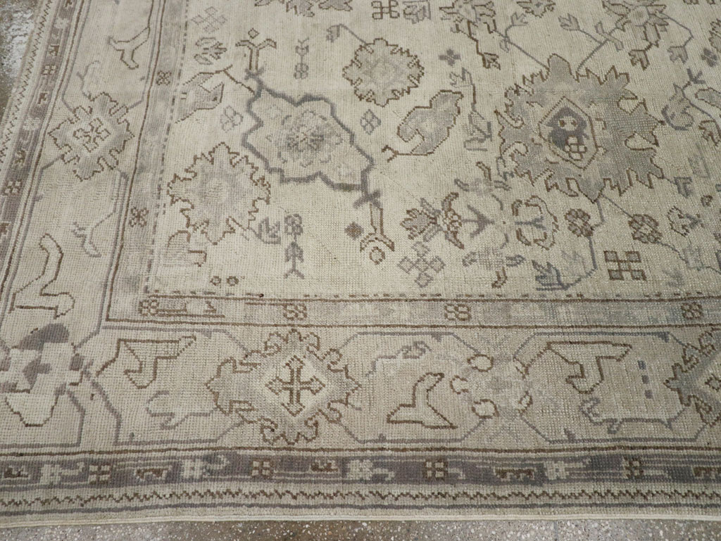 Antique Turkish Oushak Square Room Size Carpet, No.33328 - Gss