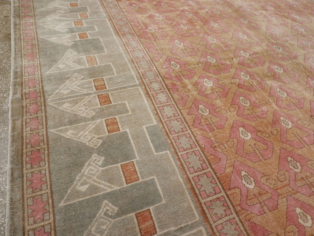 Vintage Turkish Anatolian Room Size Carpet, No.33337 - Gss