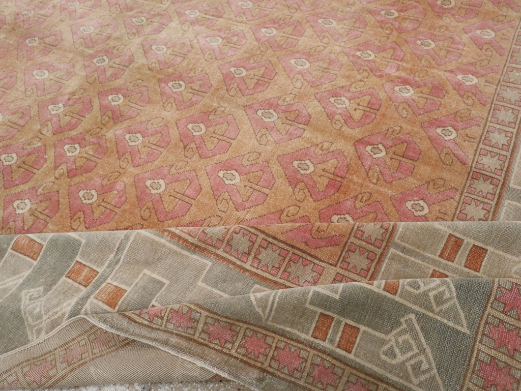 Vintage Turkish Anatolian Room Size Carpet, No.33337 - Gss