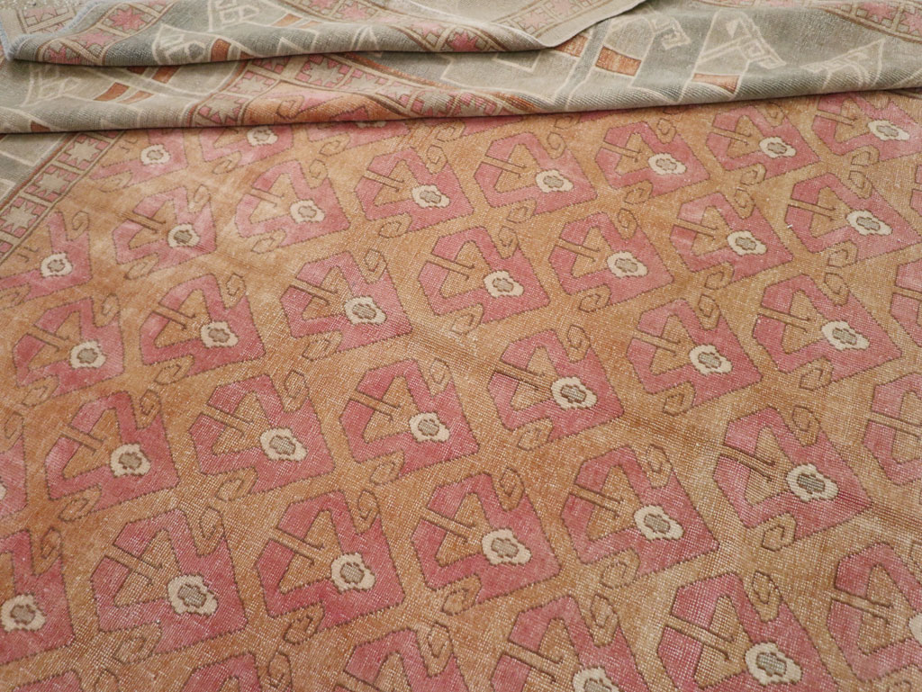 Vintage Turkish Anatolian Room Size Carpet, No.33337 - Gss