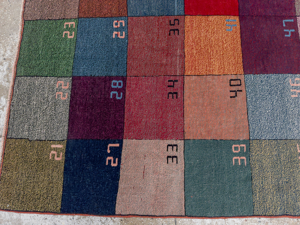 Vintage Turkish Anatolian Accent Rug, No.33364 - Gss