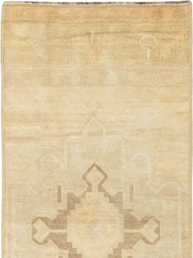 Vintage Turkish Anatolian Runner, No.33385 - Gss